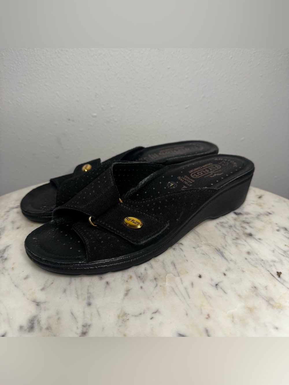 Fly Flot Italian Comfort Sandals Size 7 US/ 37 Euro black wedges Suede shoes